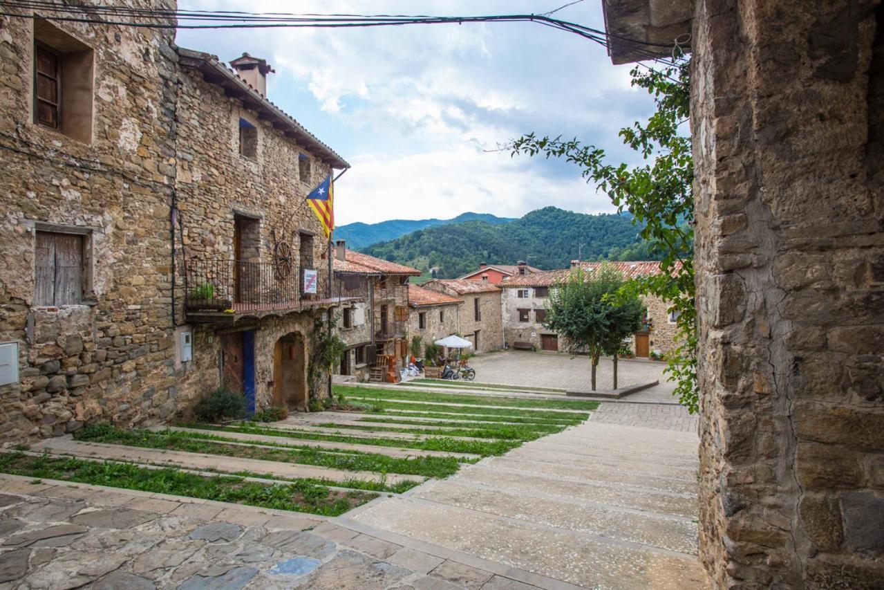 El Reliquier De Vallfogona Del Ripolles Vallfogona de Ripolles Exterior foto